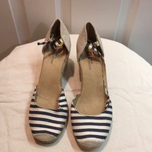 Wedge espadrilles, navy and tan